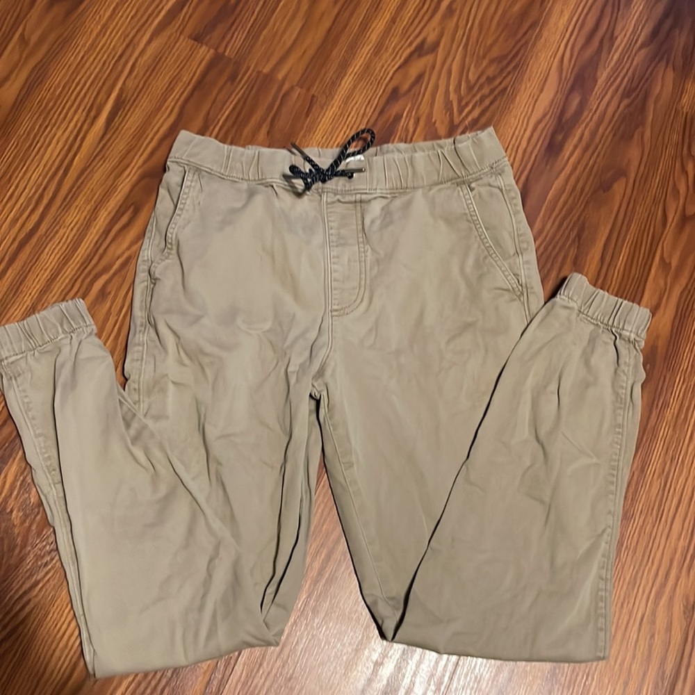 Men’s small khaki pants